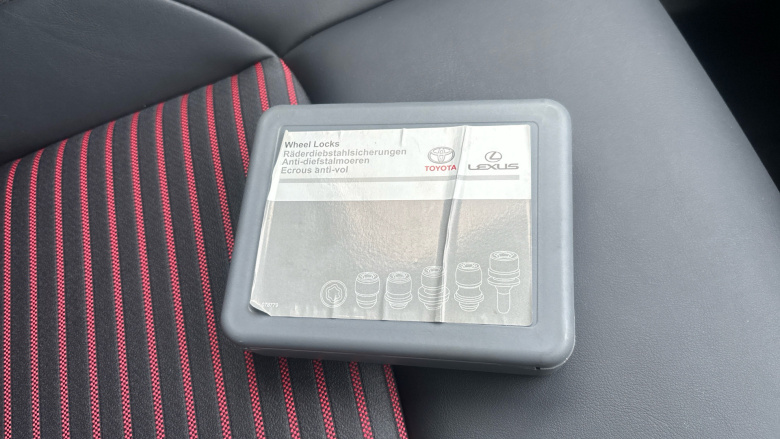 Toyota RAV4 2.5 PHEV Dynamic 5dr CVT Estate